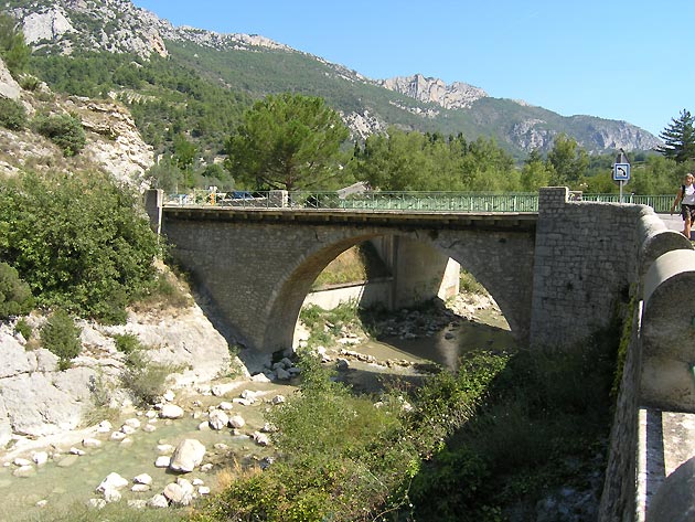 photo Buis les Baronnies provence