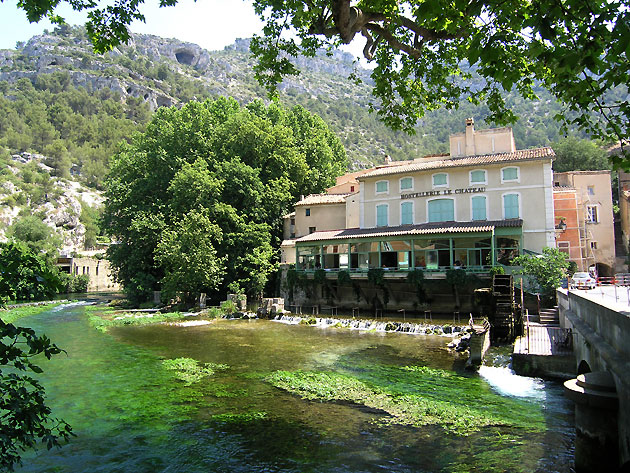 photo Fontaine de Vaucluse provence