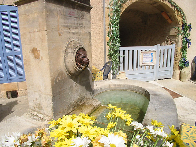 photo Lourmarin provence