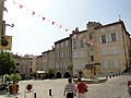 Place de Bagnols sur C�ze