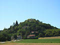 Vue du village Proven�al de B�tie Rolland
