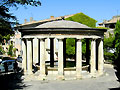 Fontaine du village de Grignan