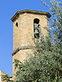 Clocher du village de Jonqui�res