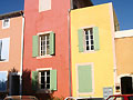 Maison de village � Roussillon