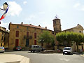 Place du village de S�rignan du Comtat