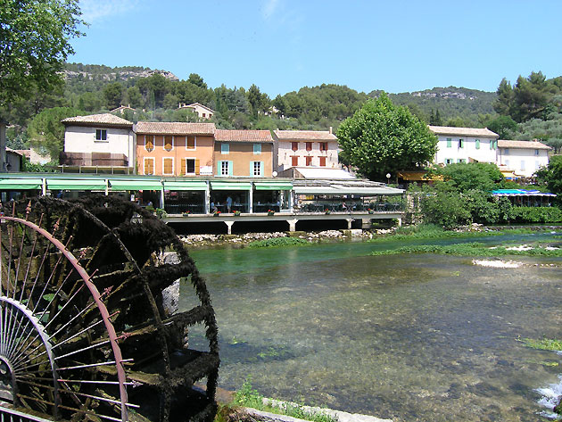 photo Fontaine de Vaucluse provence