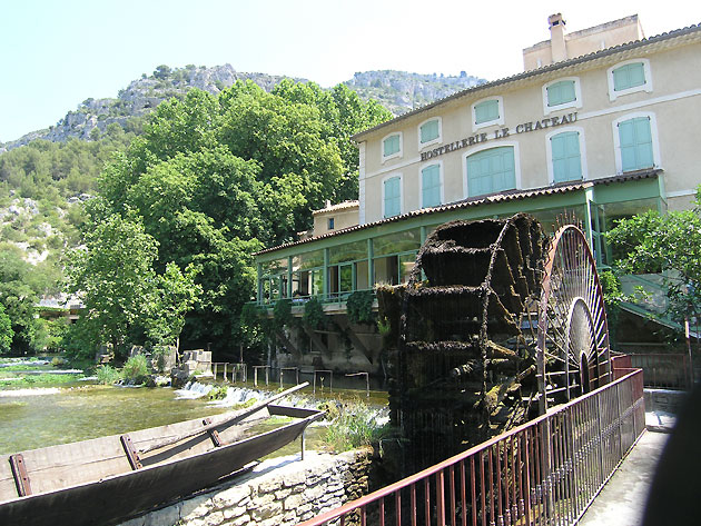 photo Fontaine de Vaucluse provence