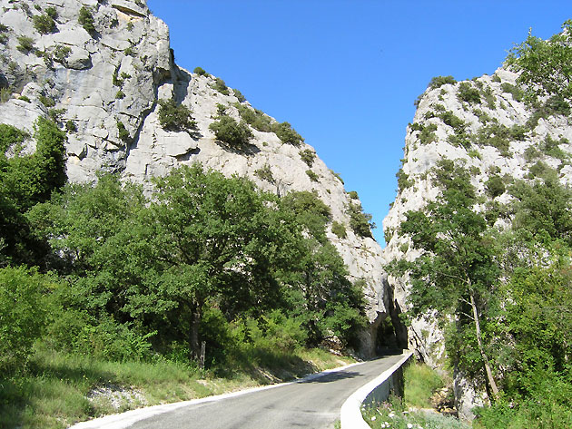 photo Plaisians provence